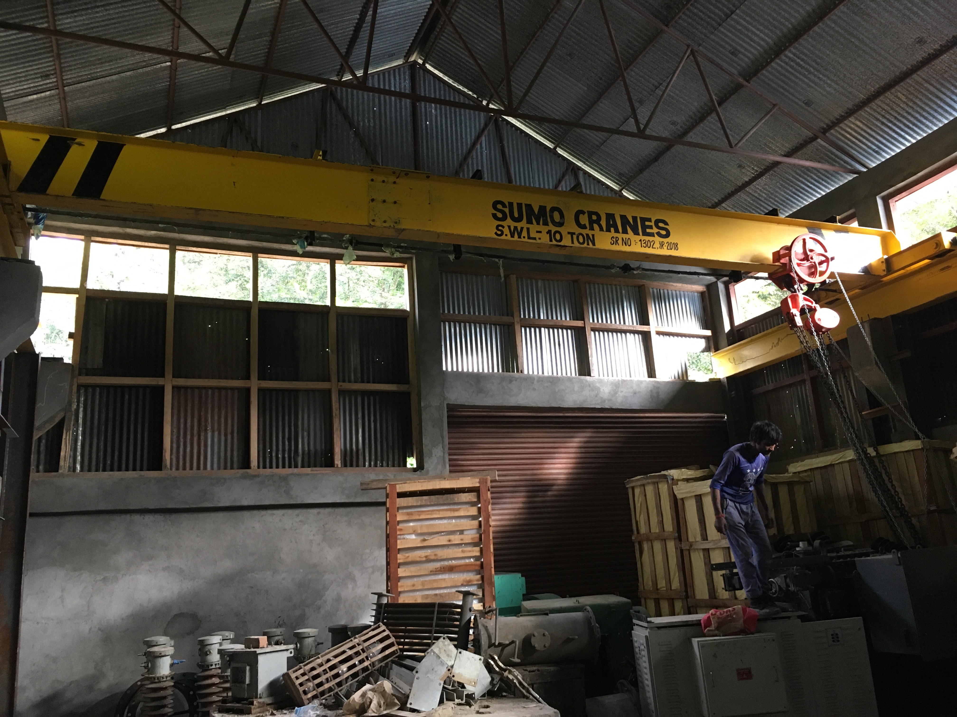 HOT CRANE